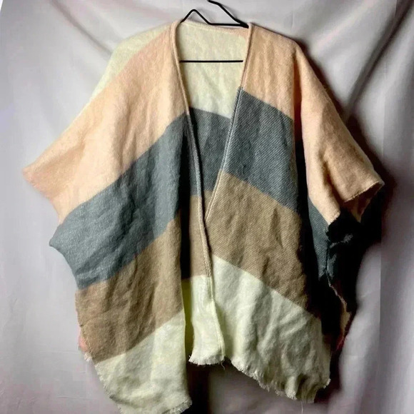 UNBRANDED SOFT OPEN FRONT PONCH WRAP SOFT AND COMFY ONE SIZE SOFT MUTED COLORS - Picture 1 of 11